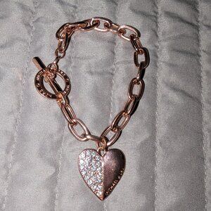 Michael Kors Rose Gold Tone Toggle Bracelet w/ Pavé Heart Charm 5719